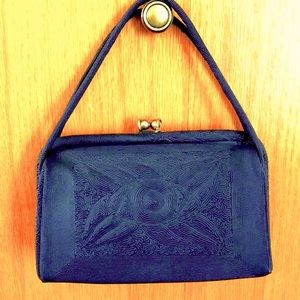 Gorgeous Jolan vintage handmade textured black twist clasp top handle handbag